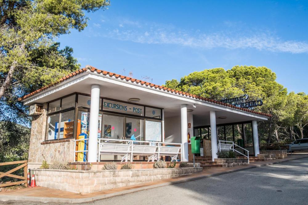 Camping Sunissim Cala Llevado 4* By Locatour Tossa de Mar Exterior photo