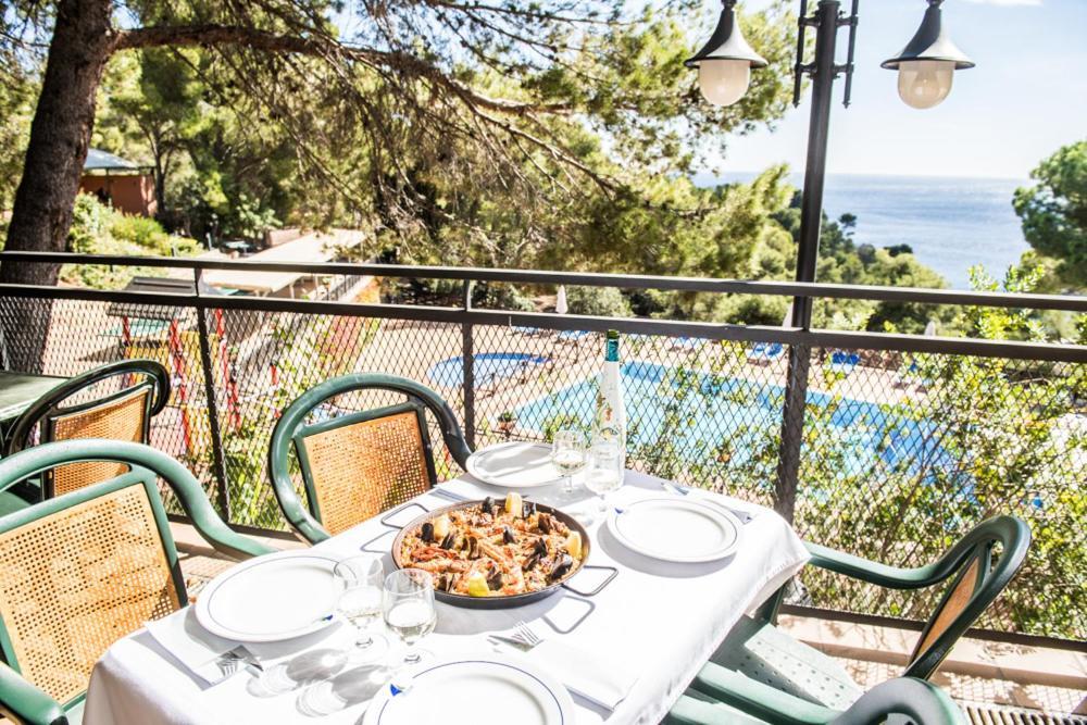 Camping Sunissim Cala Llevado 4* By Locatour Tossa de Mar Exterior photo