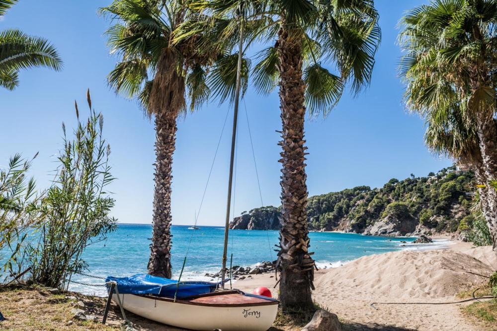 Camping Sunissim Cala Llevado 4* By Locatour Tossa de Mar Exterior photo